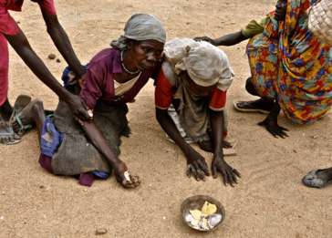 Nuban women